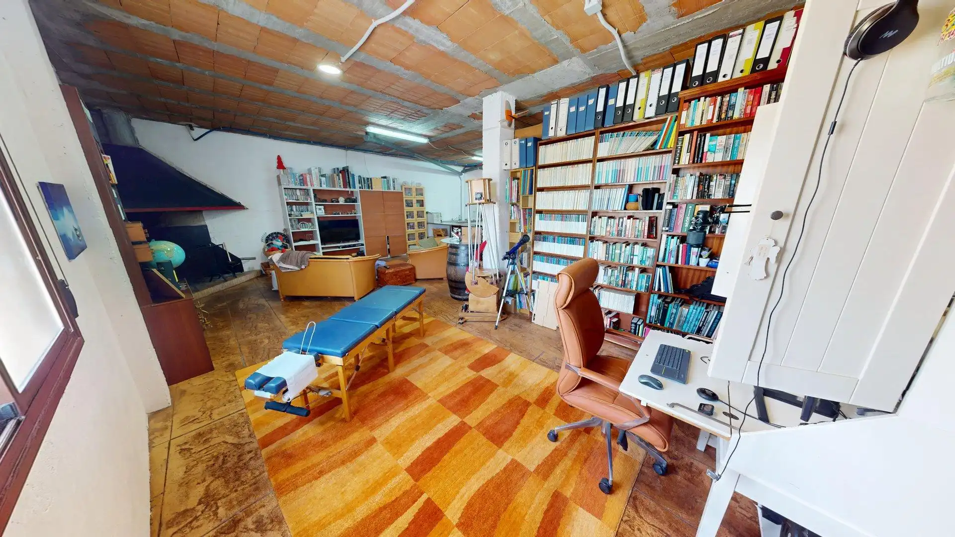 Houses for sale in Colmenar  with Air Conditioner, Heating and Private garden