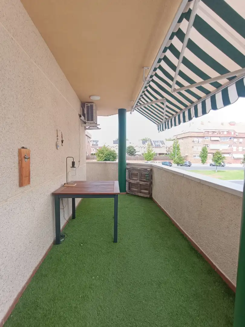 Terrassa de Pis de lloguer en Villanueva del Pardillo amb Aire condicionat, Calefacció i Parquet
