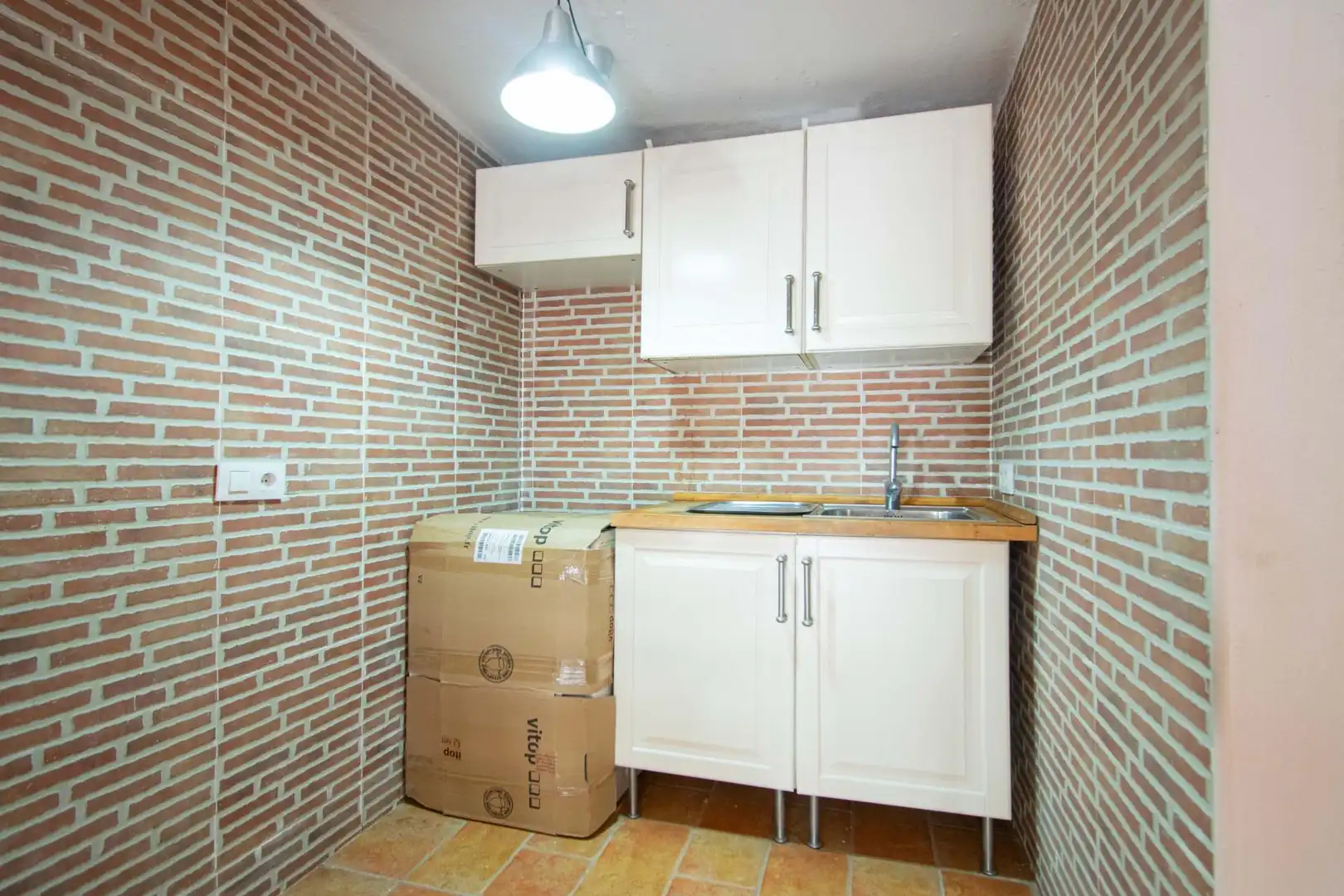 Cuina de Casa adosada en venda en Tomares amb Terrassa i Traster