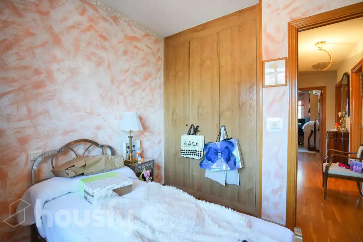 Habitación de Casa o chalet en venta en Rivas-Vaciamadrid con Aire acondicionado, Calefacción y Jardín privado