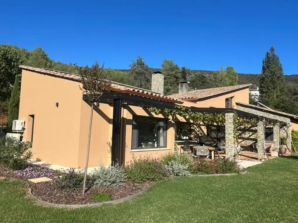 Vista exterior de Casa o chalet de alquiler en Sant Martí de Llémena con Aire acondicionado, Jardín privado y Trastero