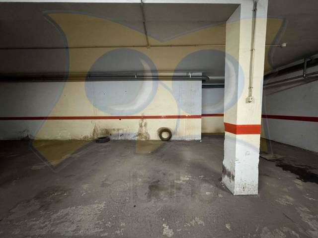 Garaje en Venta en Barrio del Centro