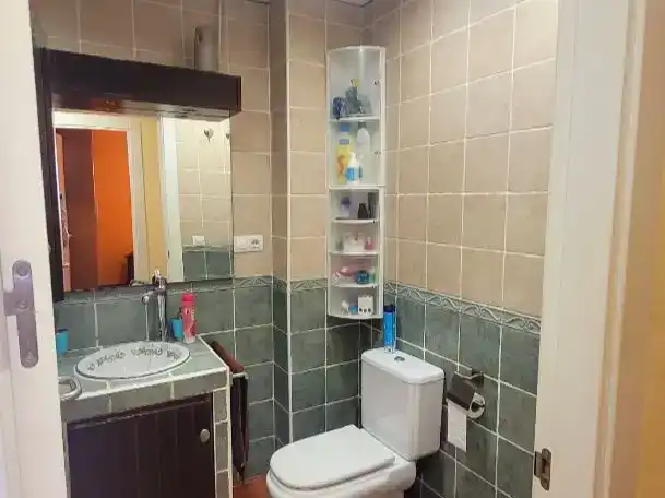 Baño de Piso en venta en Polopos con Aire acondicionado, Piscina y Amueblado