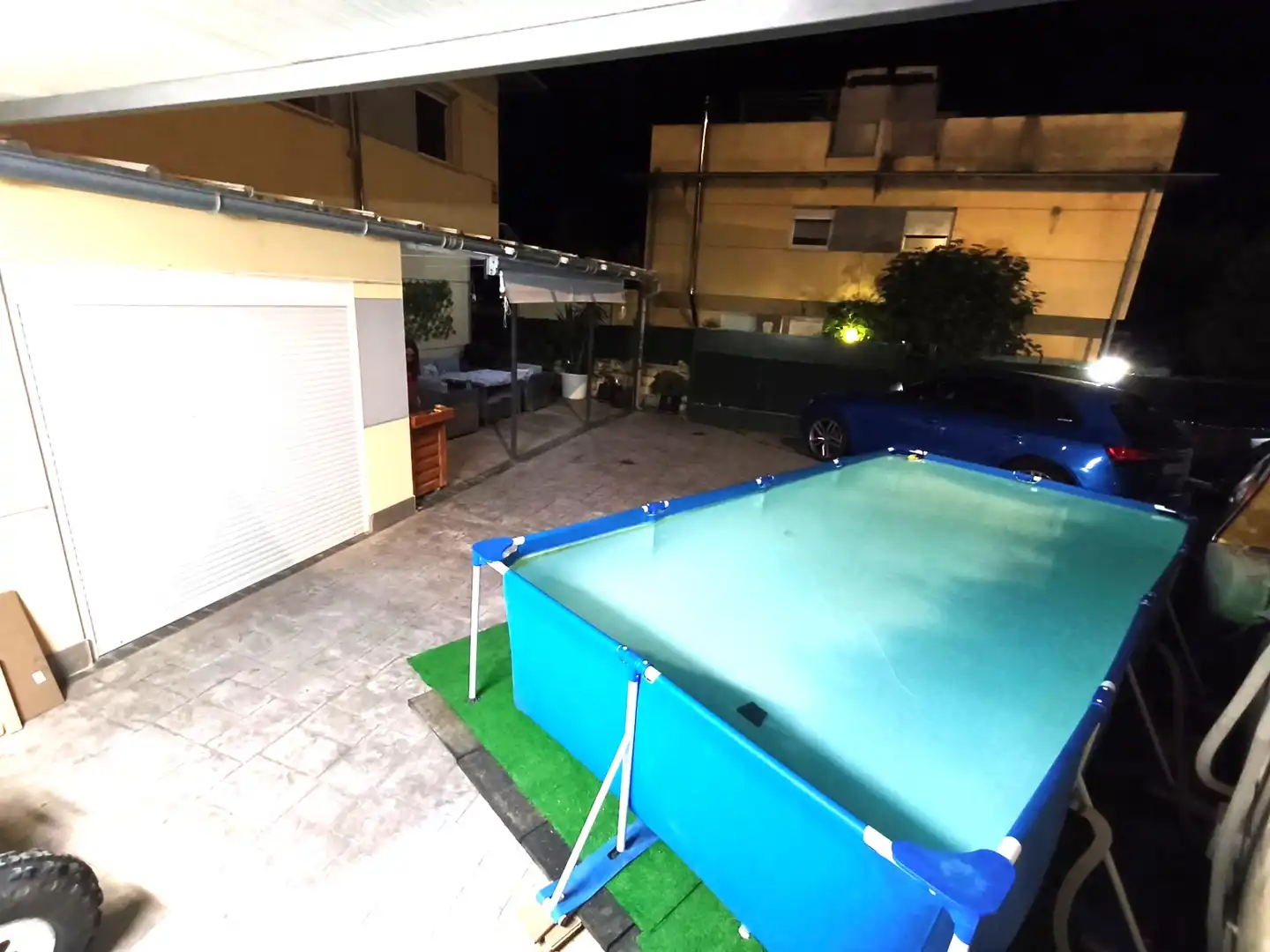 Piscina de Casa adosada en venda en Castro-Urdiales amb Calefacció, Jardí privat i Terrassa