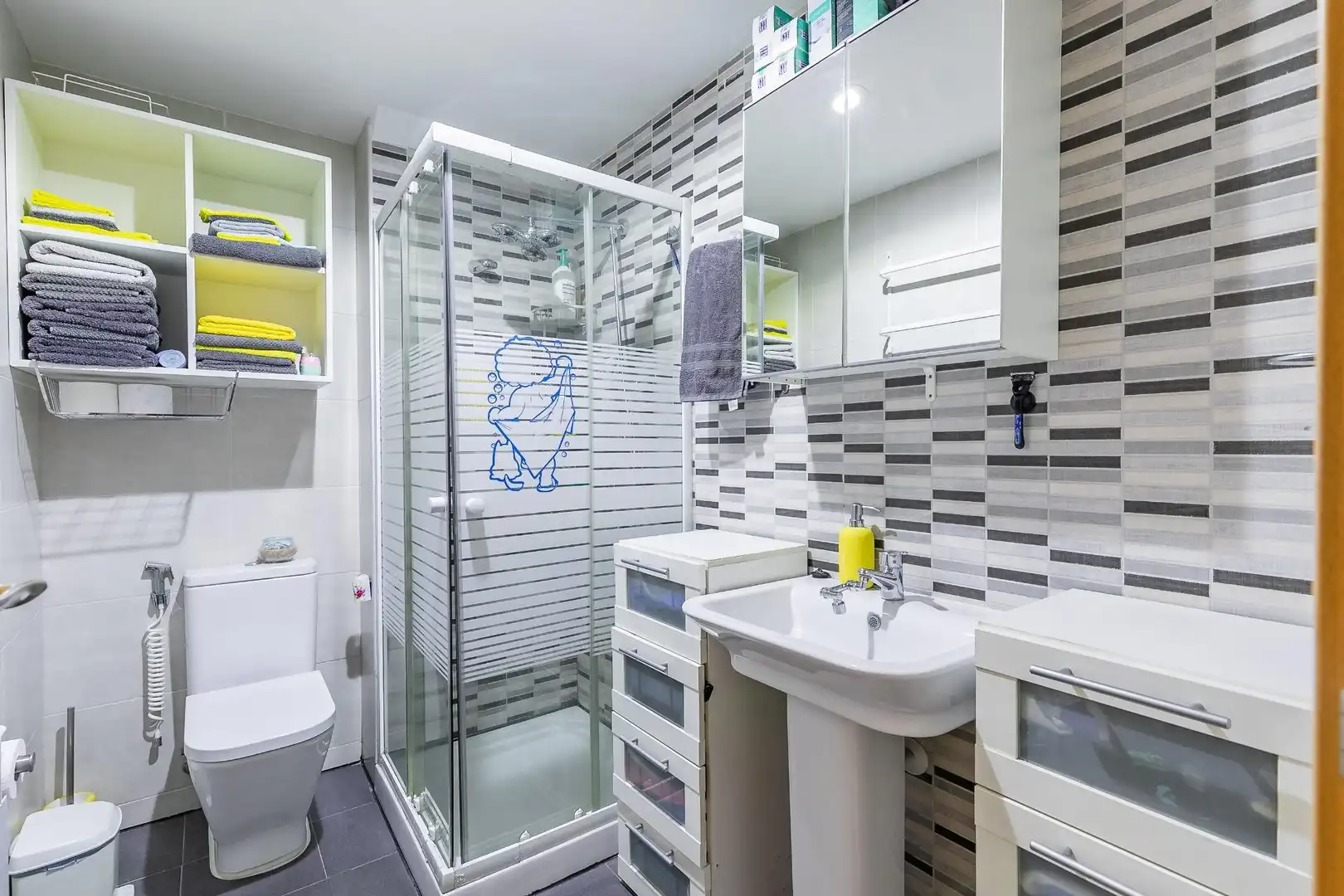 Baño de Piso en venta en Alcalá de Henares con Calefacción y Terraza