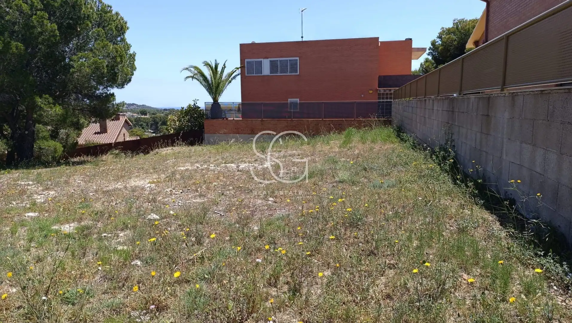 Terreny residencial en venda a Carrer Joan Brossa, imagen 3
