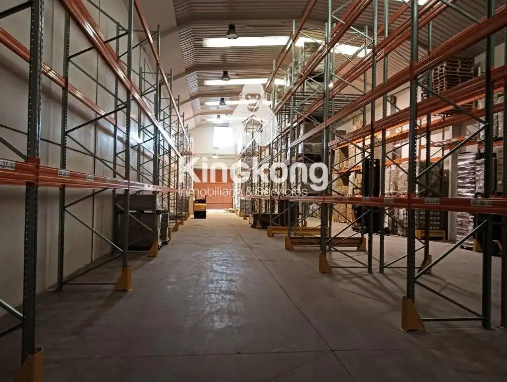 Nave industrial de alquiler en Loeches con Alarma