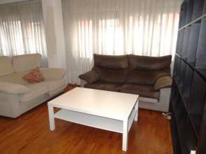 Living room of Flat to rent in Gijón   with Heating, Parquet flooring and Furnished