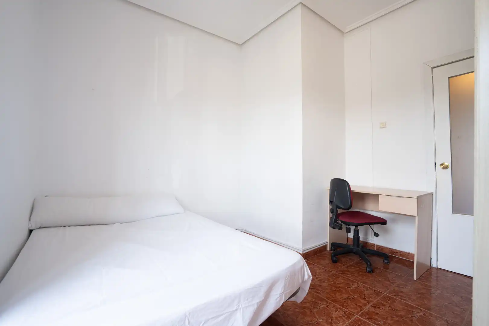 Habitación de Piso en venta en Valencia con Aire acondicionado, Calefacción y Jardín privado