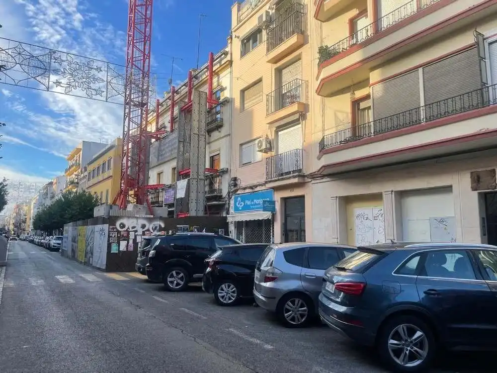 Exterior view of Flat for sale in Sevilla  with Air Conditioner, Terrace and Community pool