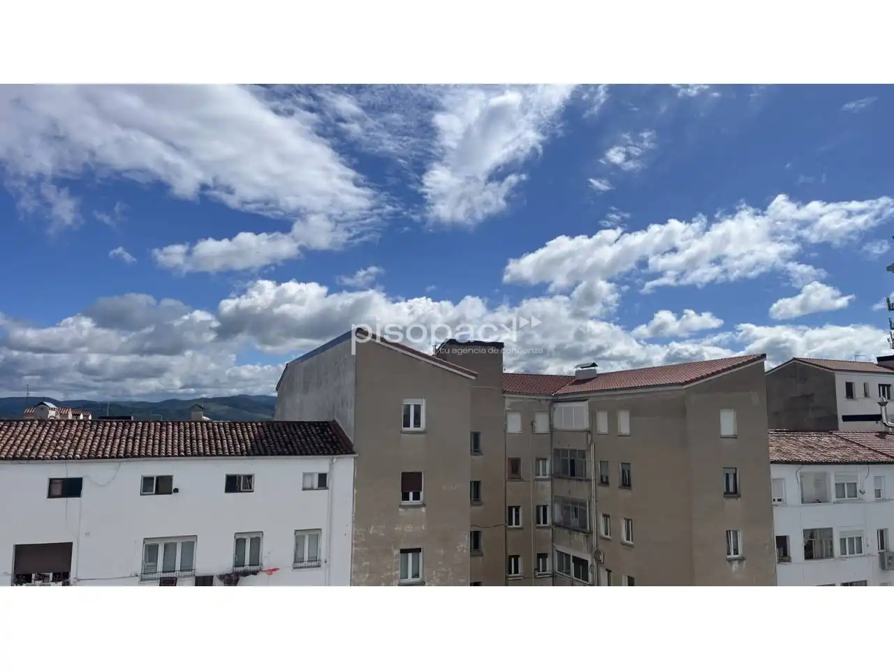 Exterior view of Flat for sale in  Pamplona / Iruña  with Heating, Parquet flooring and Storage room