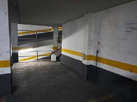 Photo 2 of Garage to rent in Carrer del Pintor Sorolla, 25, Sant Francesc, Valencia