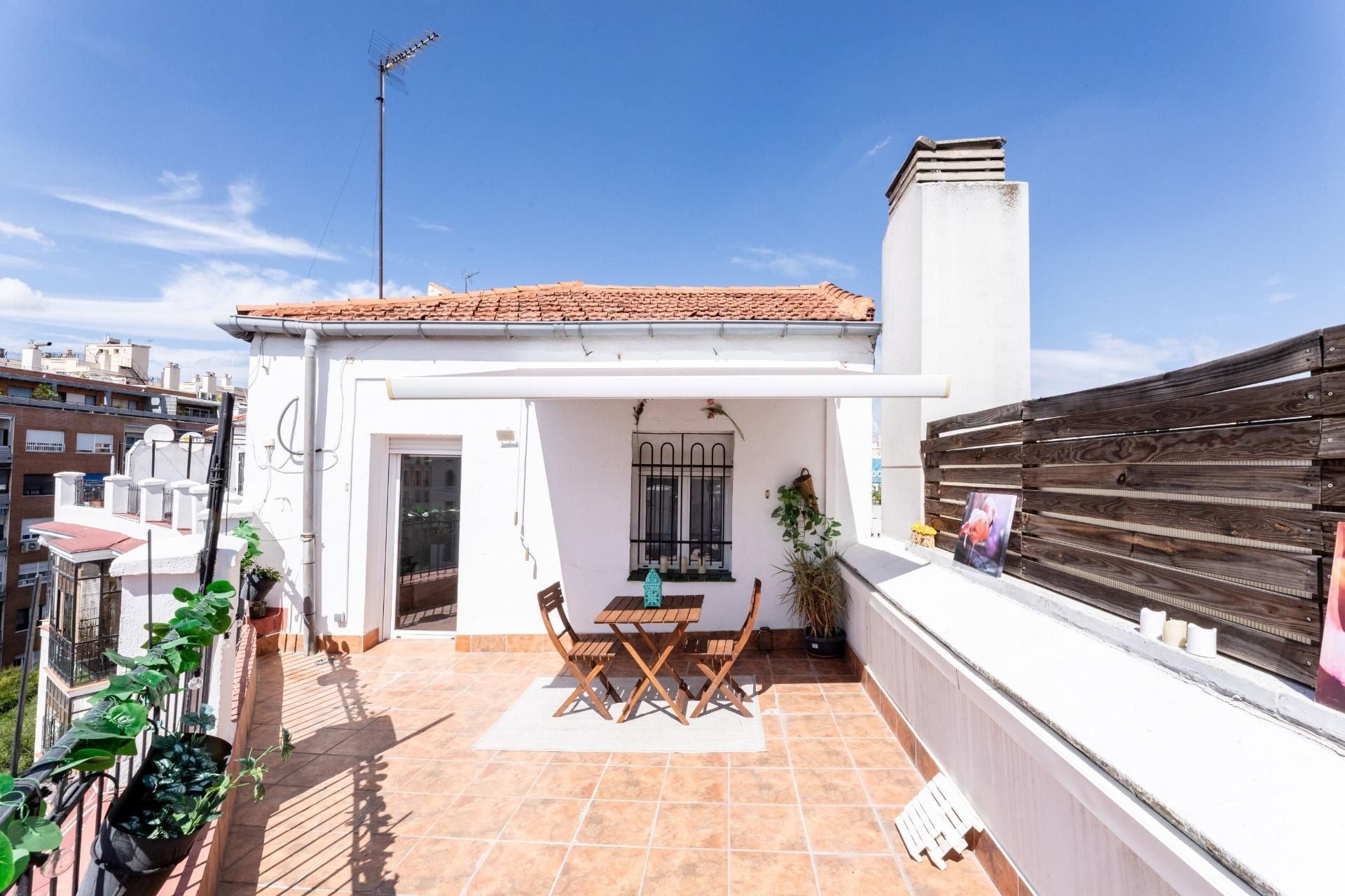 Exterior view of Attic for sale in  Madrid Capital  with Air Conditioner, Heating and Terrace