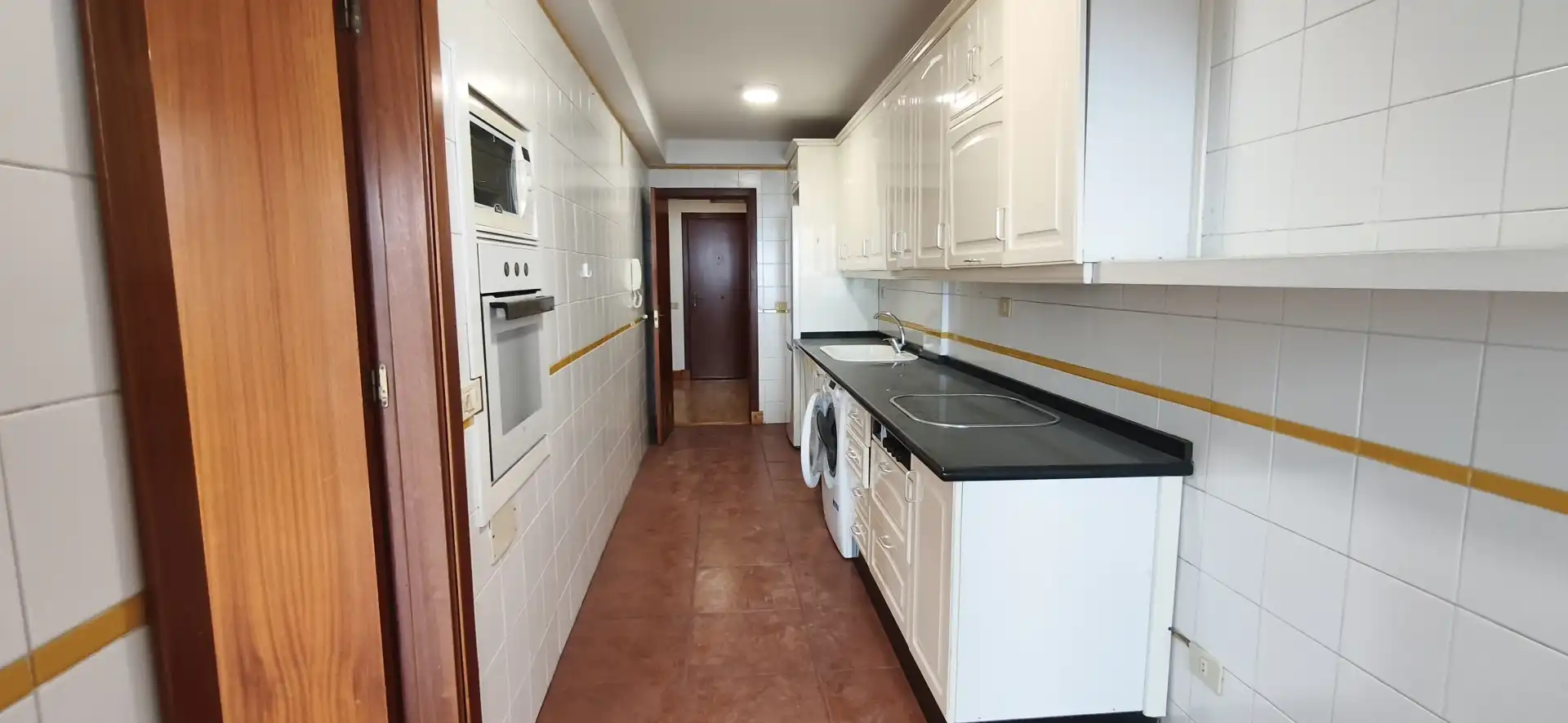 Cocina de Piso de alquiler en Santa Cruz de Tenerife con Parquet, Horno y Lavadora