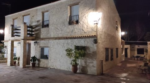 Foto 2 de Casa o chalet en venta en Avenida Fuente de las Piedras, Cabra, Córdoba