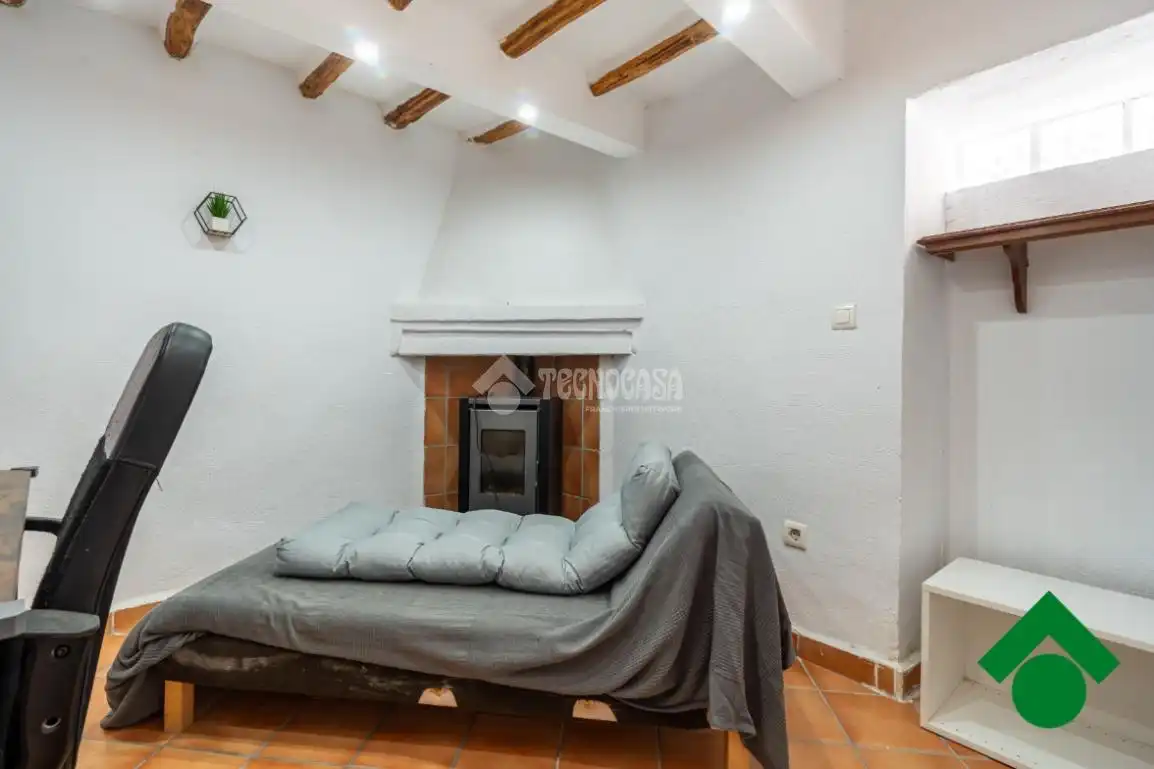 Sala d'estar de Casa adosada en venda en Íllora
