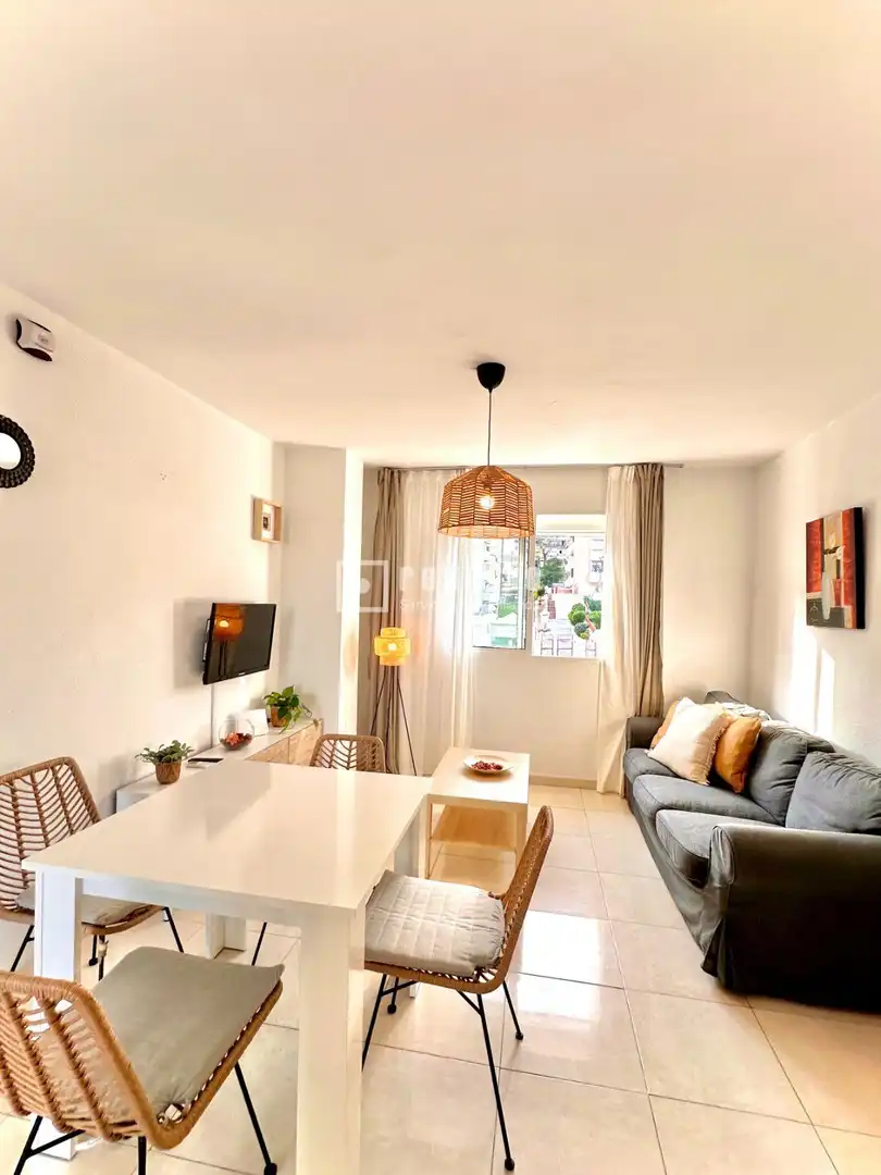 Living room of Flat for sale in Torremolinos  with Air Conditioner, Heating and Furnished