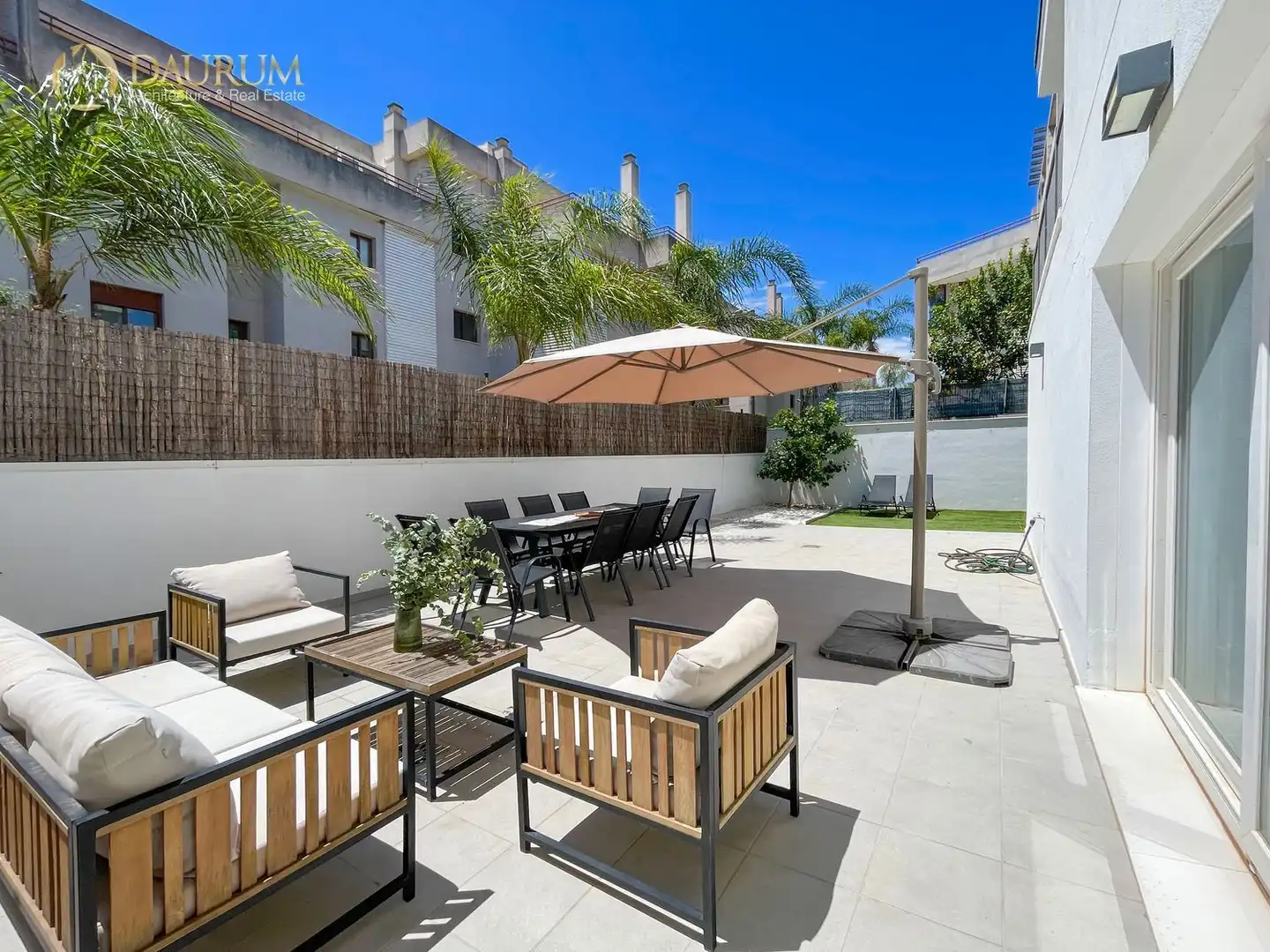 Terrassa de Pis en venda en Mijas amb Aire condicionat, Calefacció i Jardí privat