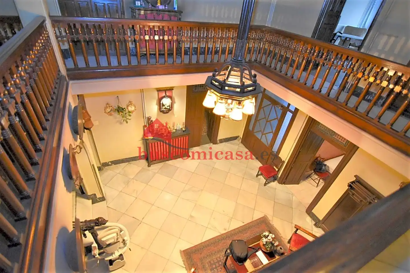 Edificio en venta en Linares