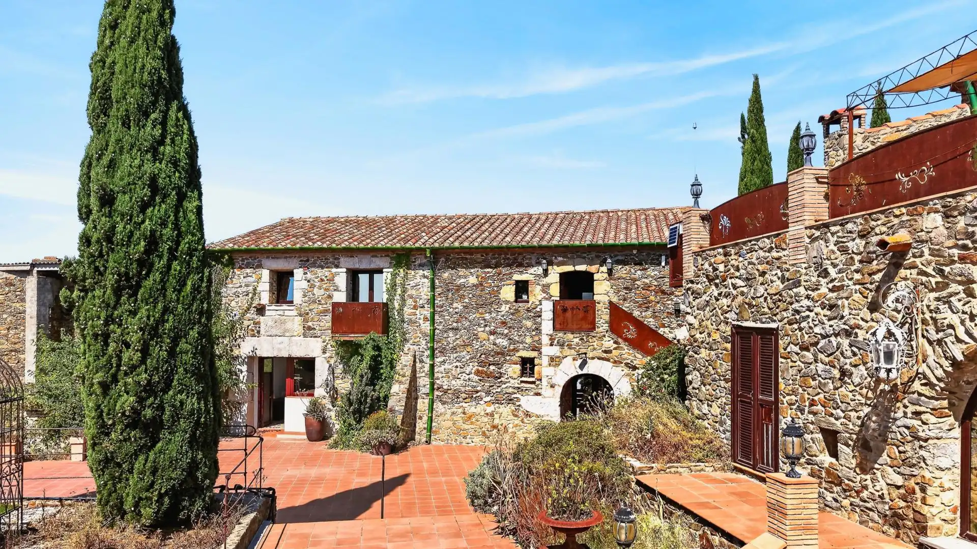 Vista exterior de Casa o chalet en venta en Mollet de Peralada con Jardín privado, Terraza y Piscina