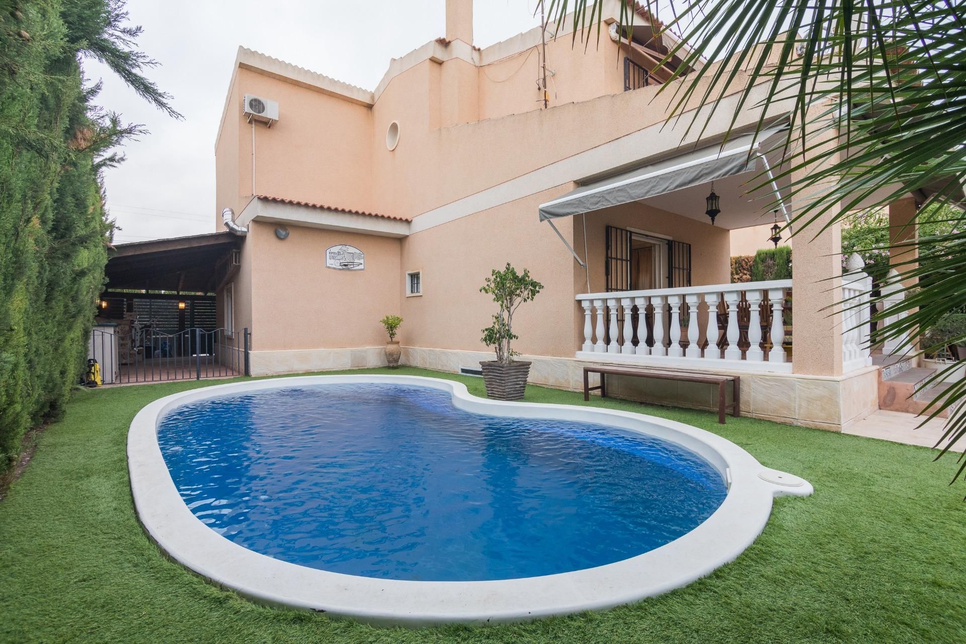 Swimming pool of House or chalet for sale in Elche / Elx  with Private garden, Terrace and Swimming Pool