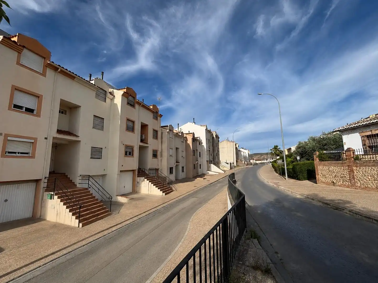 Vista exterior de Casa adosada en venta en Antequera con Aire acondicionado y Trastero