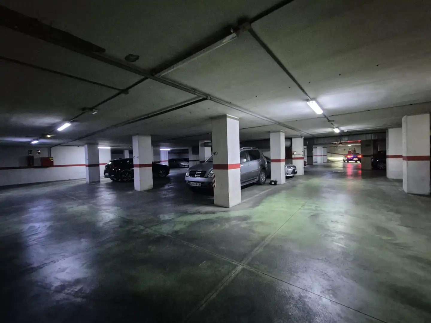 Parkplatz von Wohnung zum Verkauf in El Ejido mit Klimaanlage, Abstellraum und Möbliert