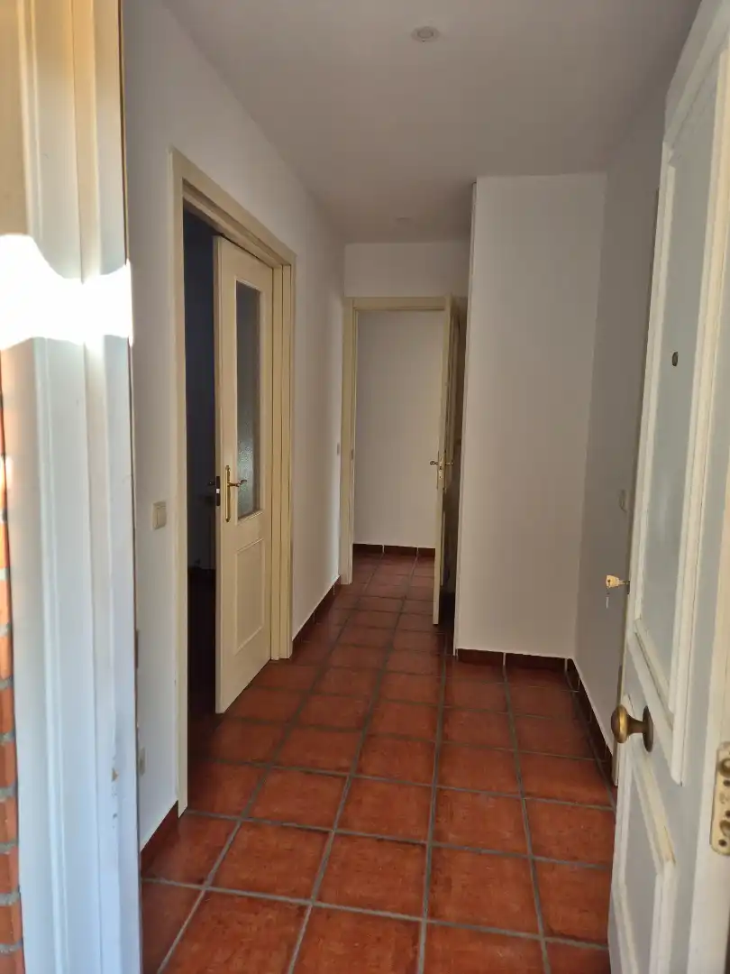 Wohnung zur Miete in Las Rozas de Madrid mit Klimaanlage, Heizung und Terrasse