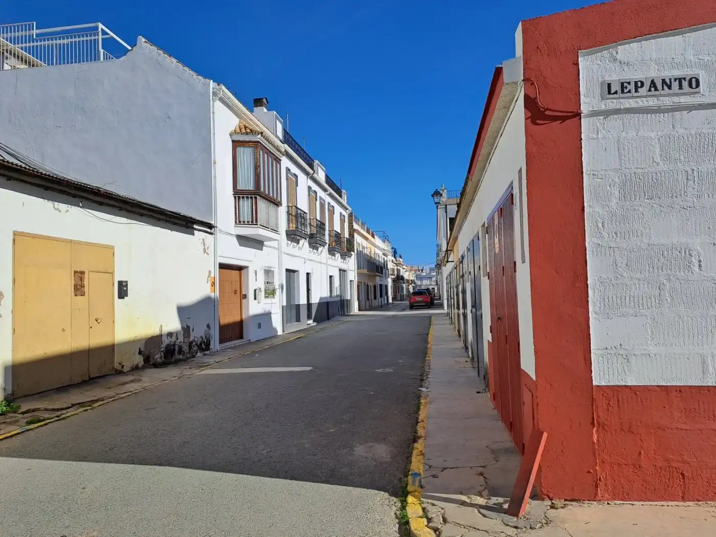 Vista exterior de Local de alquiler en Villaverde del Río
