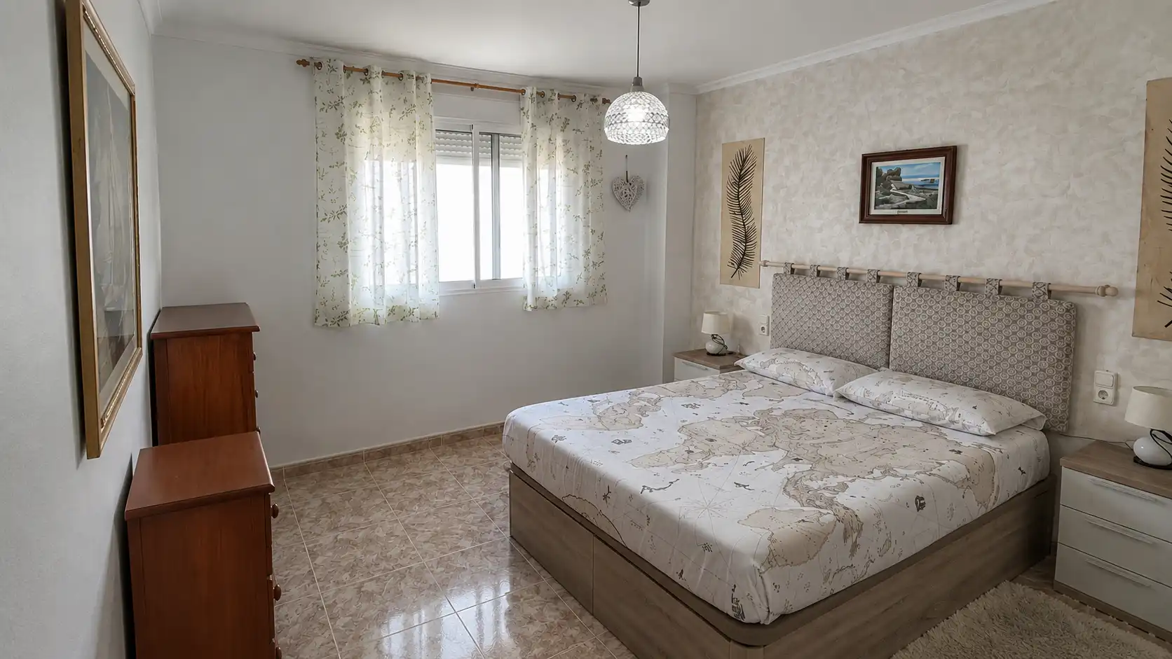 Habitación de Piso en venta en Valencia con Trastero, Horno y Balcón