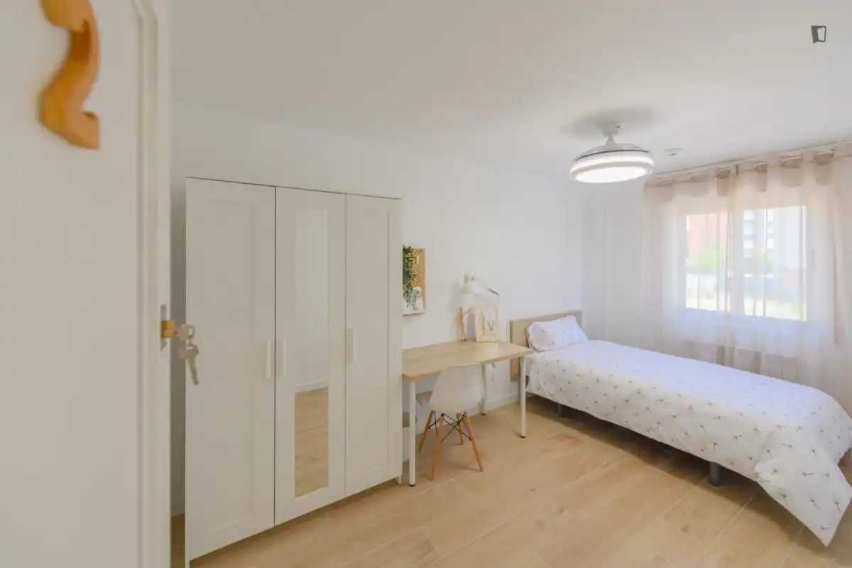 Habitación de Apartamento para compartir en Universidad