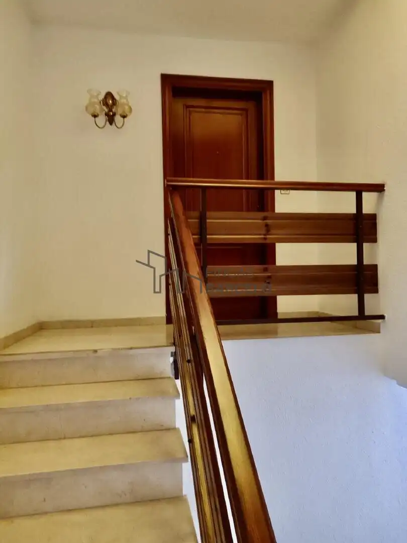 Casa adosada en venta en Tauste