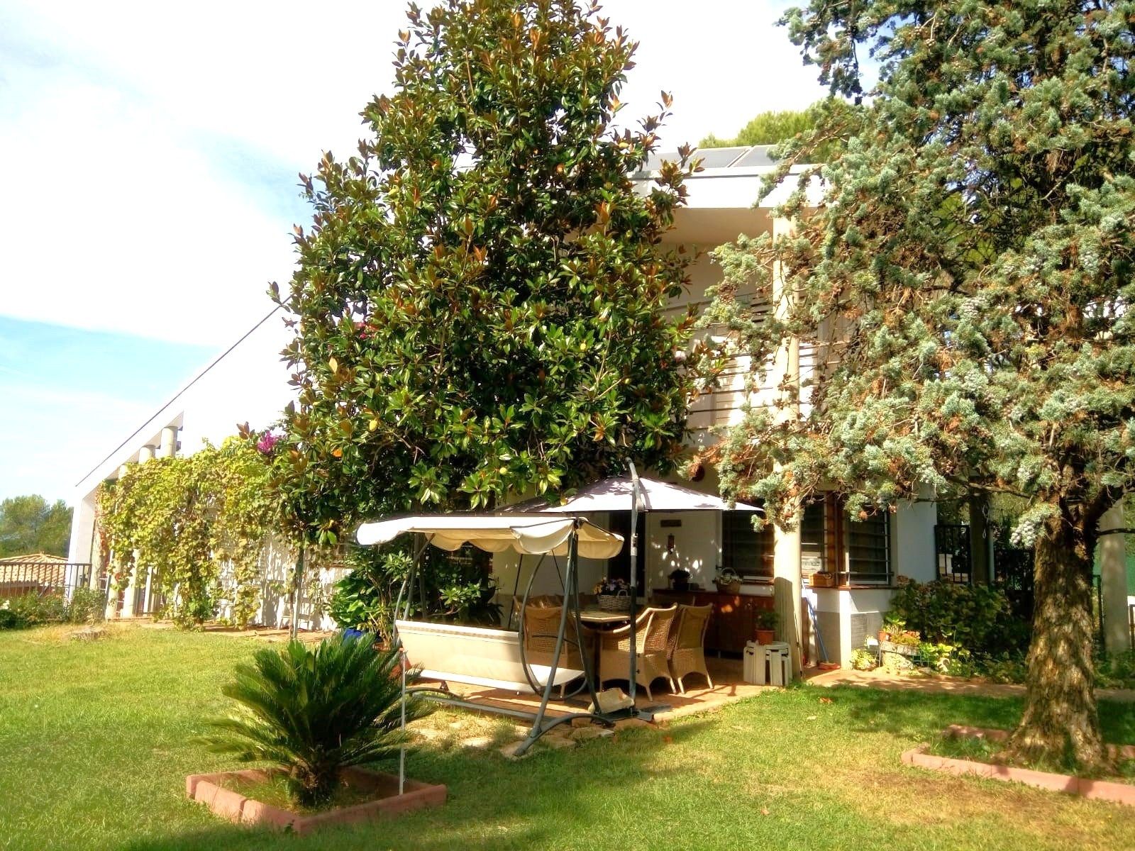 Jardí de Casa o xalet en venda en Girona Capital amb Aire condicionat, Calefacció i Terrassa