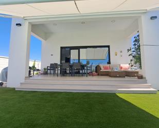 Terrace of House or chalet for sale in Almendralejo  with Air Conditioner, Heating and Swimming Pool