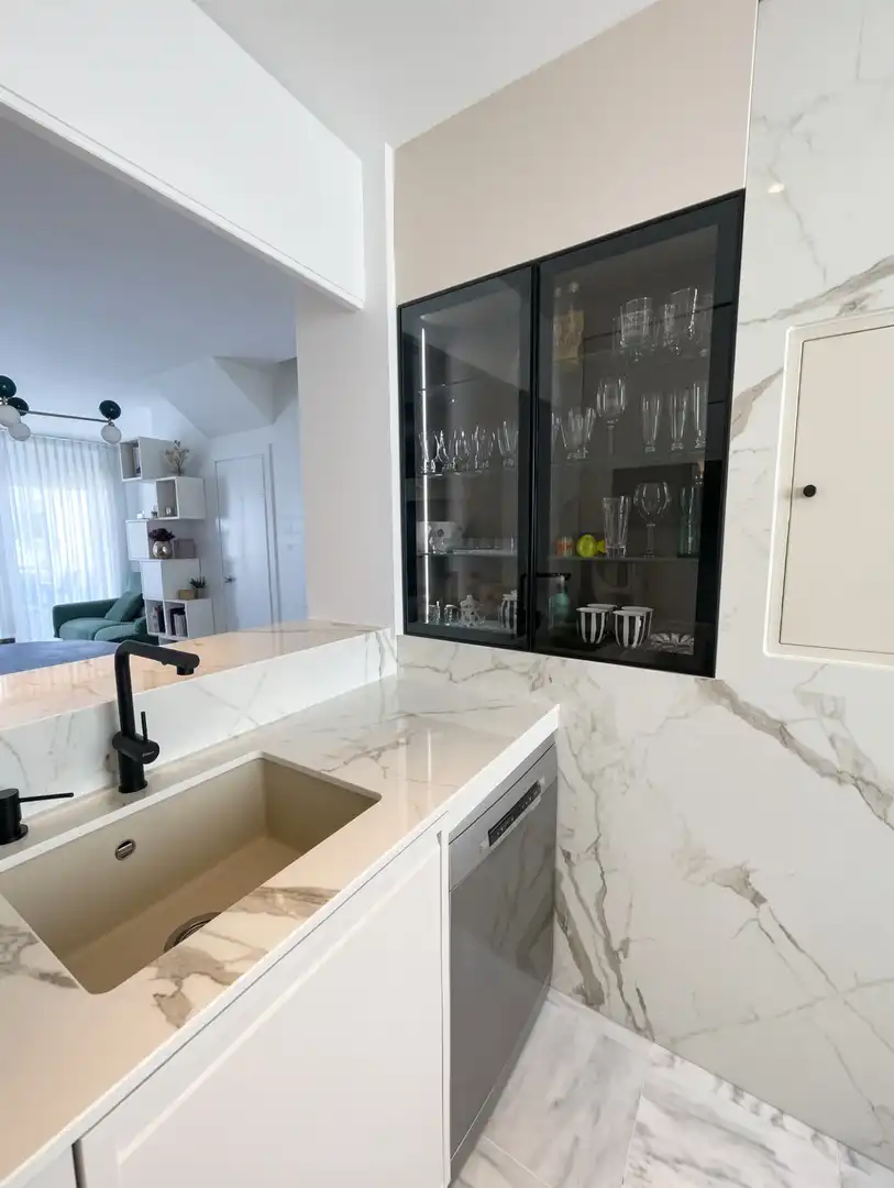 Cuina de Dúplex en venda en Marbella amb Aire condicionat, Terrassa i Traster