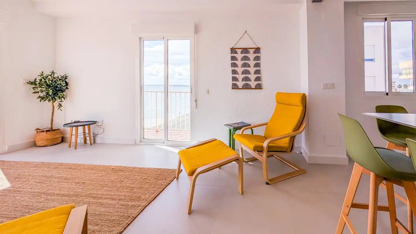 Wohnzimmer von Wohnung zum Verkauf in Santa Pola mit Klimaanlage und Terrasse