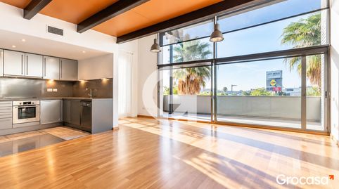 Espectacular loft dúplex de más de 150 m con terraza y vistas a Montserrat