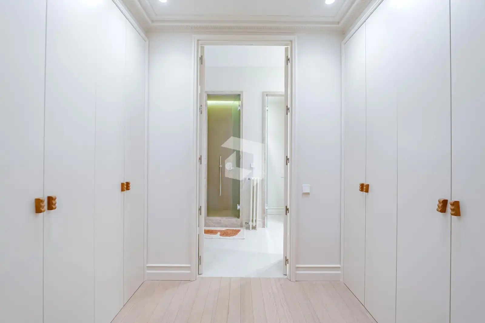 Wohnung zum Verkauf in Madrid mit Klimaanlage, Heizung und Terrasse
