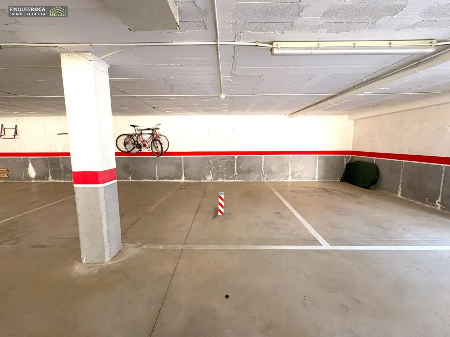 Parking de Apartamento en venta en Alcanar con Calefacción, Terraza y Piscina