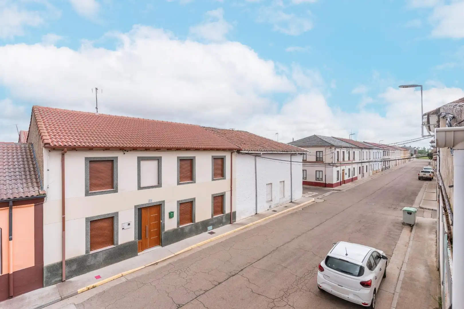 Vista exterior de Edificio en venta en Bercianos del Páramo