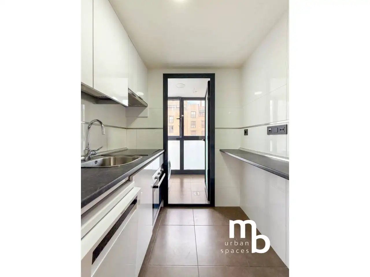 Kitchen of Flat for rent in Madrid  with Air Conditioner, Heating and Swimming Pool