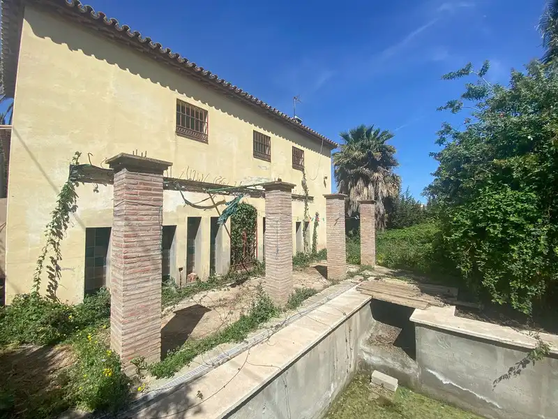 Chalet con piscina en venta en Nueva, imagen 18