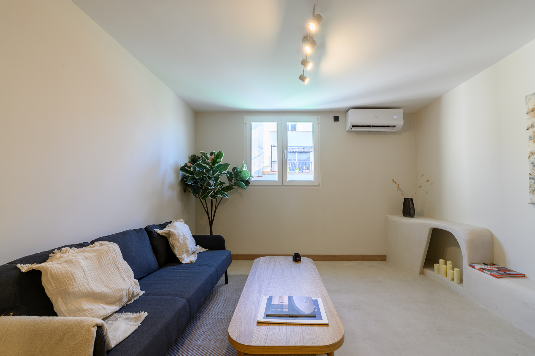Apartment for sale in  Madrid Capital  with Air Conditioner