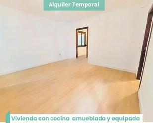 Bedroom of Flat to rent in L'Hospitalet de Llobregat  with Pets allowed