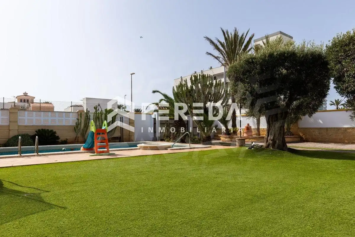 Villa avec piscine à vendre à Calle ALONDRA (U), imagen 2