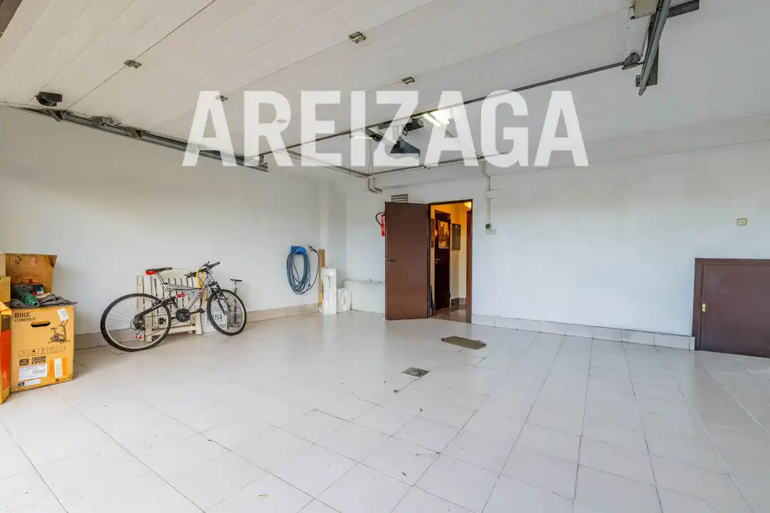 Casa o xalet en venda en Donostia - San Sebastián  amb Calefacció, Jardí privat i Terrassa