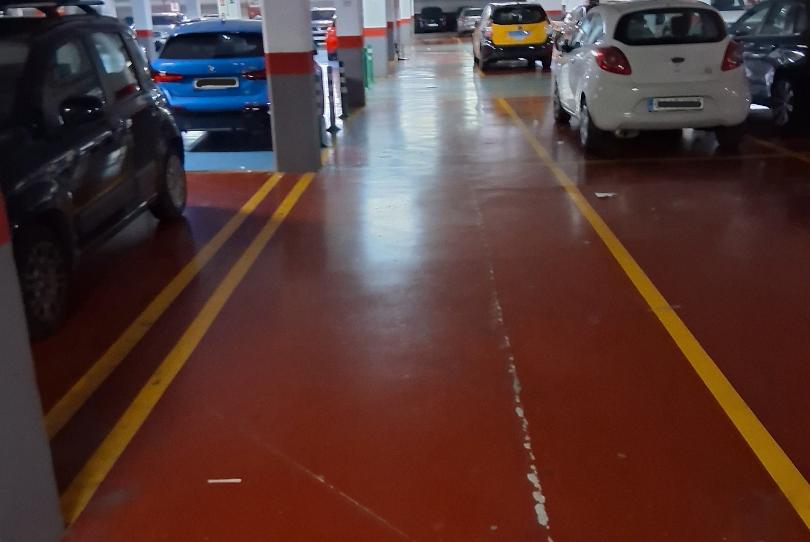 Photo 1 of Garage to rent in Avinguda Pallaresa, 73, Singuerlín, Barcelona