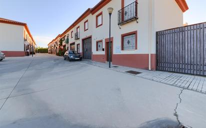 Vista exterior de Casa o xalet en venda en Pedro Abad