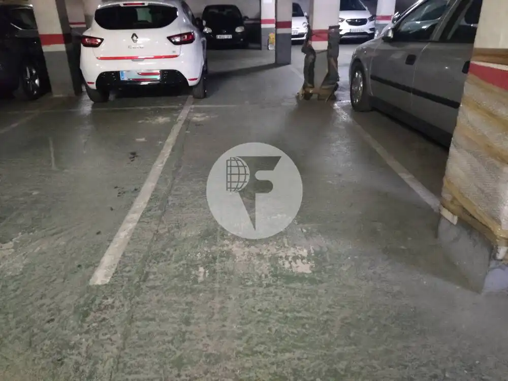Parcheggio in vendita a Col.legis Nous