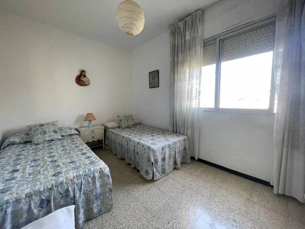 Dormitori de Pis en venda en Estepona amb Aire condicionat, Terrassa i Moblat
